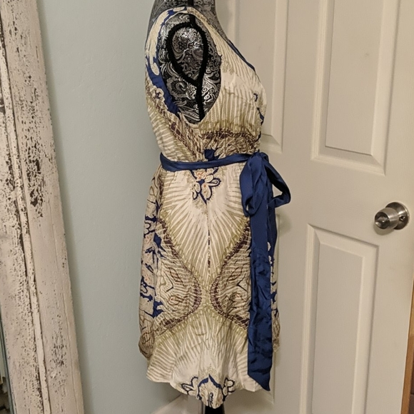 ✨50% OFF✨ Anthropologie silk mandala dress - Picture 4 of 9